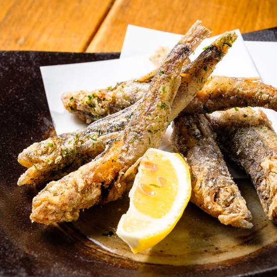 サクサクの深海魚メヒカリの唐揚げ